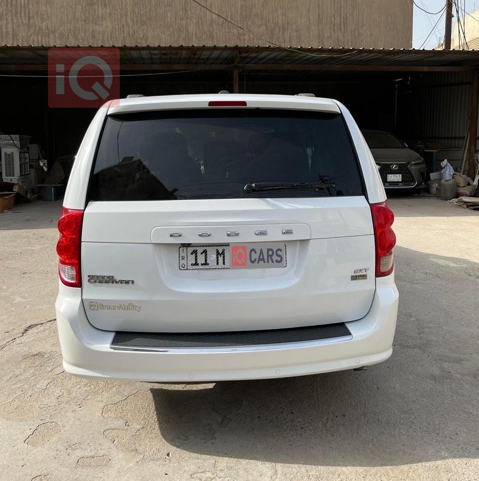 دودج جراند كارافان